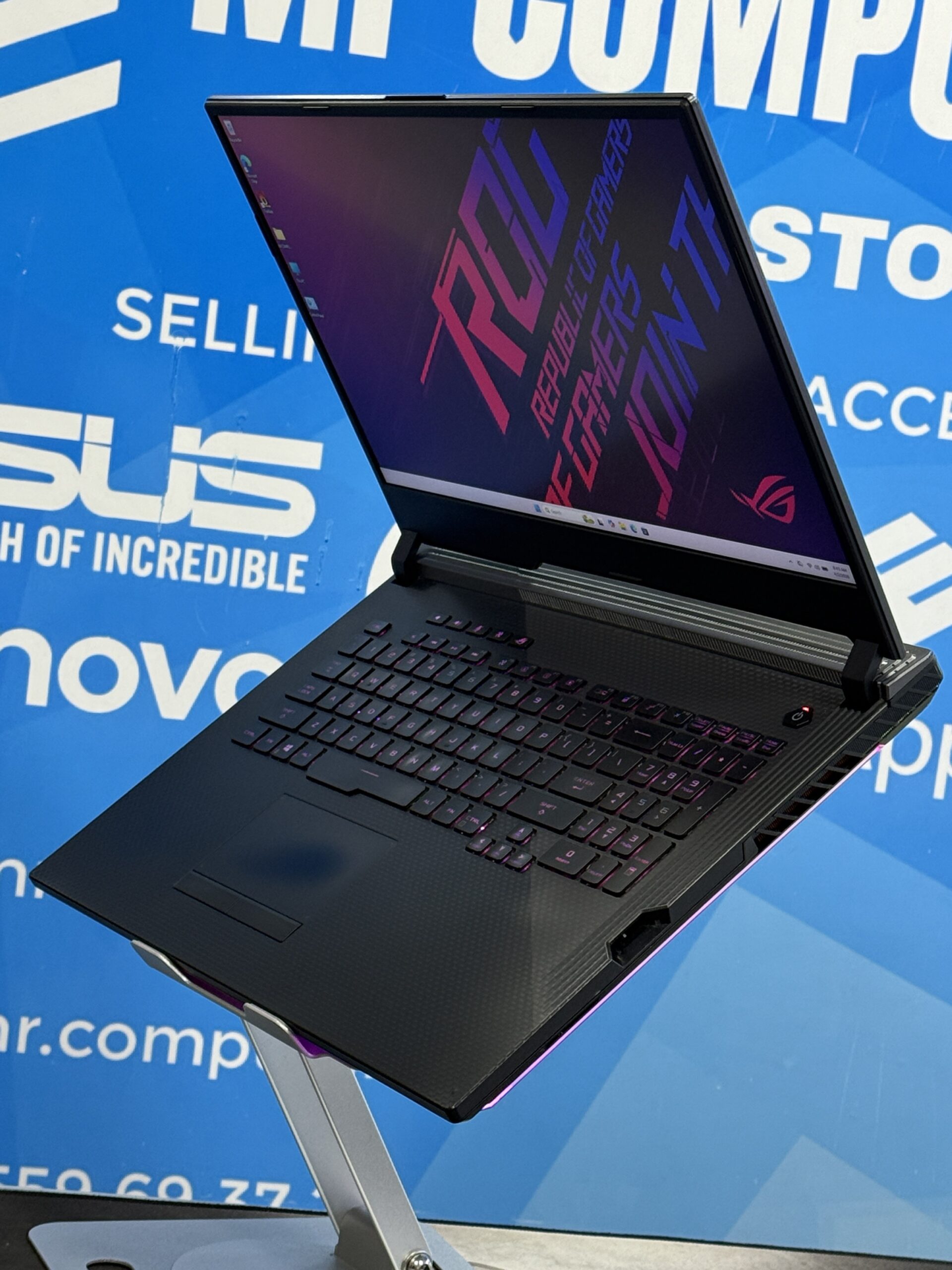 img_0197 ASUS ROG STRIX 17 - Image 3